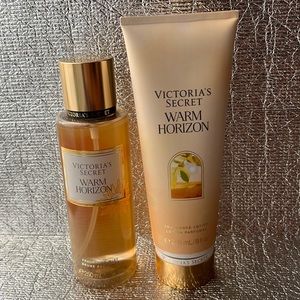 Victoria Secrets Warm Horizon Set